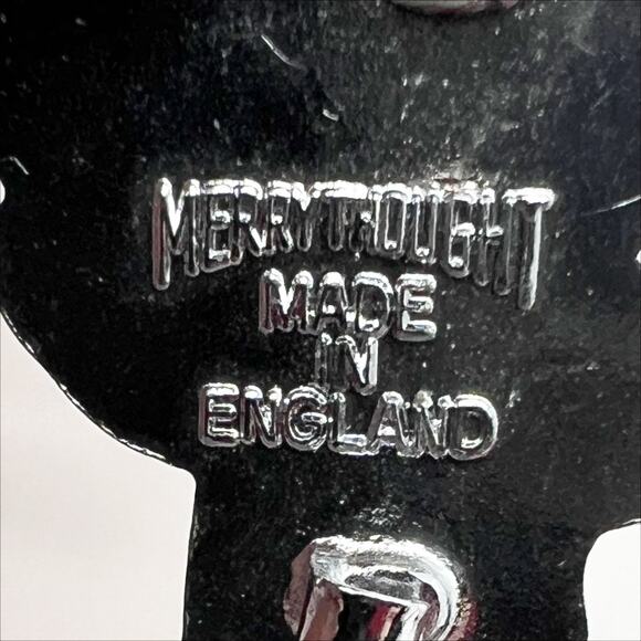 Vintage Merrythought Made in England Teddy Bear Union Jack Flag Enamel Pin - Picture 3 of 4